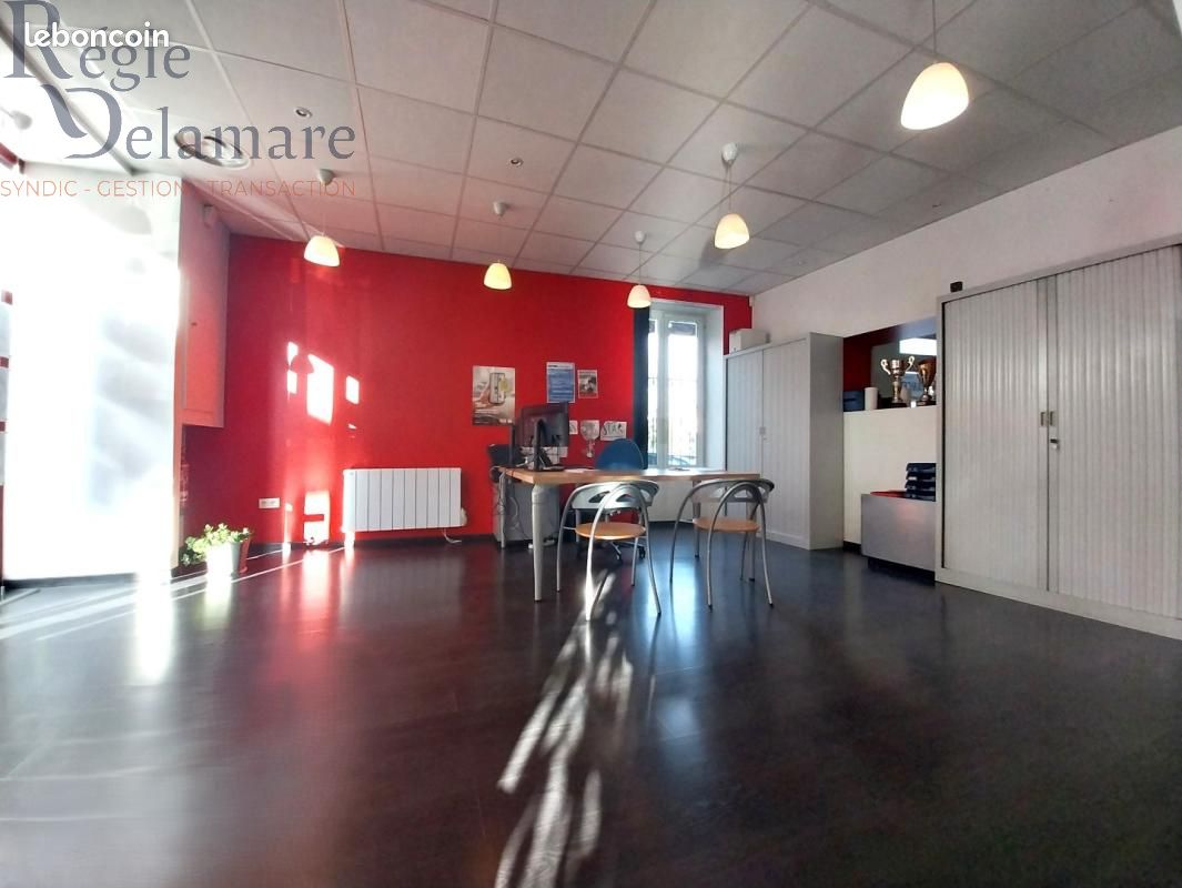 Local commercial 103 m² Bourgoin-Jallieu (image 1)