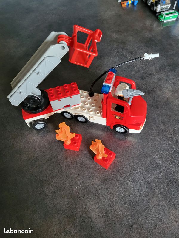 Camion pompier lego (image 2)