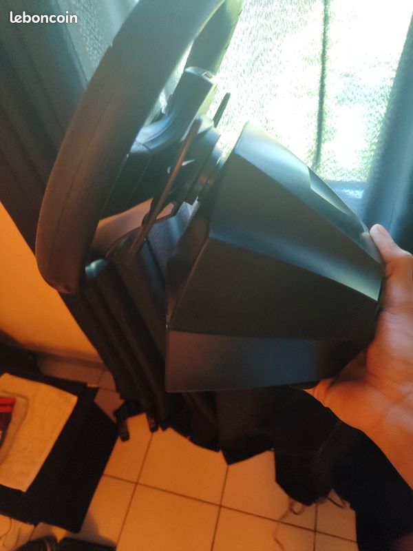Volant thrustmaster ps4 (image 2)