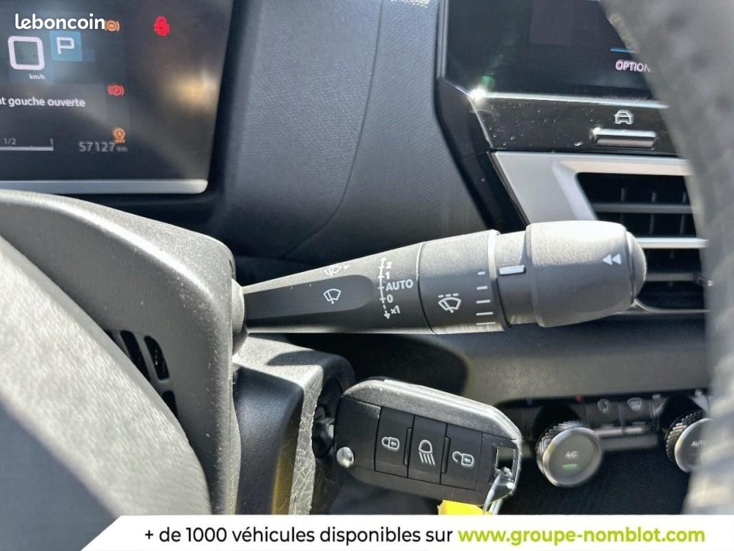Citroën C4 SOCIETE BLUEHDI 130 S&S EAT8 FEEL NAV BUSINESS R (image 27)