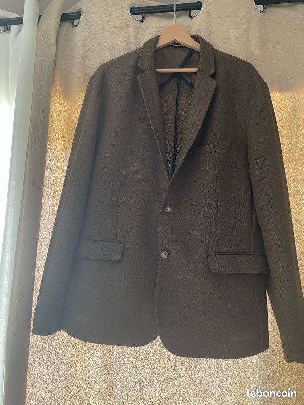 Vends vestes costume, gilets , manteaux femmes (image 2)