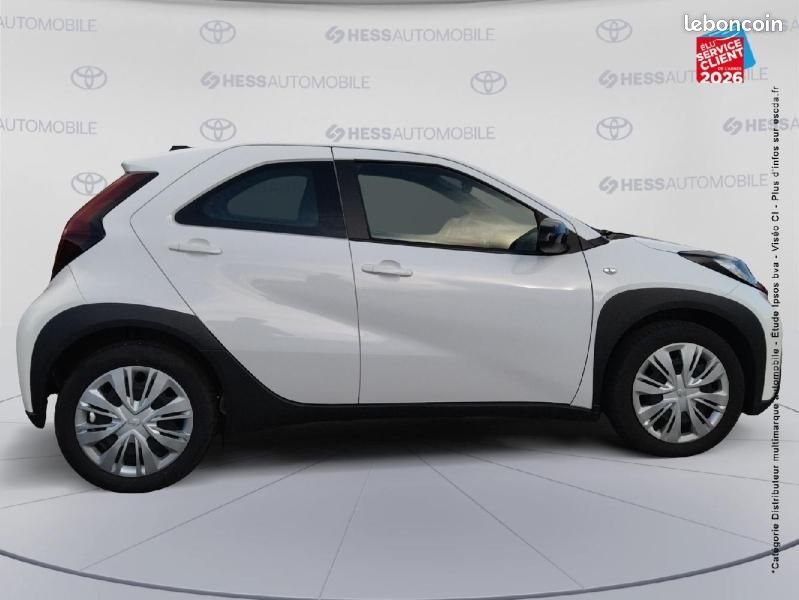 Toyota Aygo X 1.0 VVT-i 72ch Dynamic MY24 (image 4)
