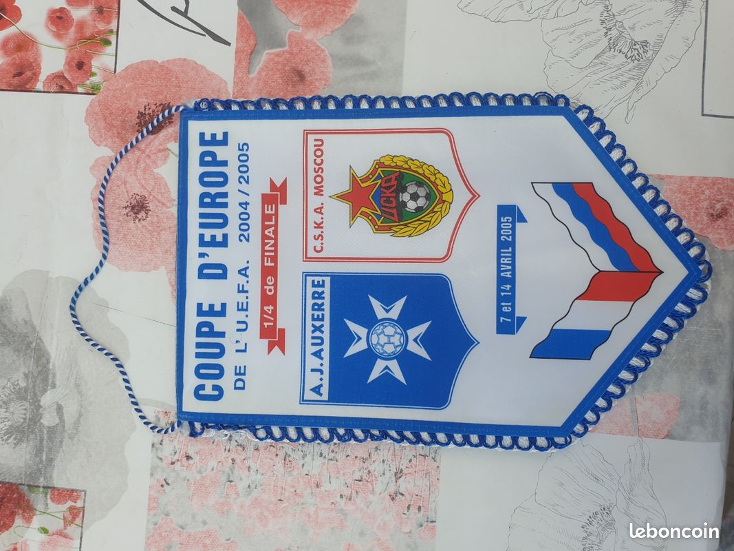 AJ Auxerre - Montpellier SC rare grand fanion finale 1994 football AJA MHSC