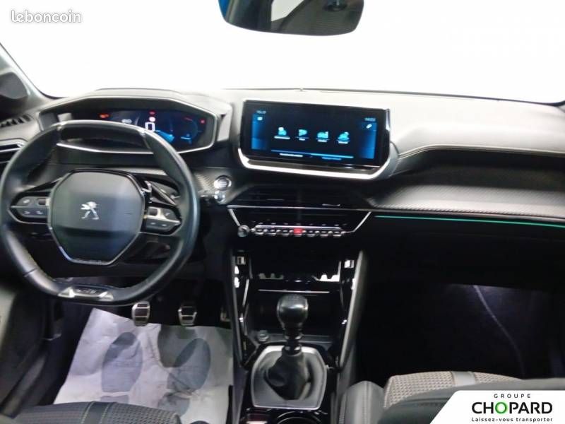 Peugeot 208 PureTech 100 S&S BVM6 GT (image 20)