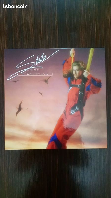 SHEILA – King Of The World 40th Anniversary Edition – Coffret Collector Numéroté (image 1)