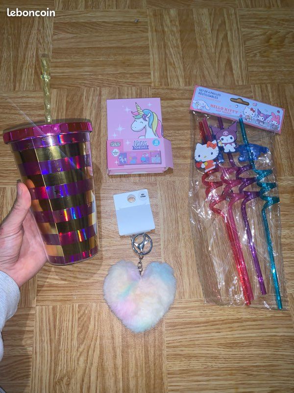 Lot de cadeaux accessoires girly (image 1)