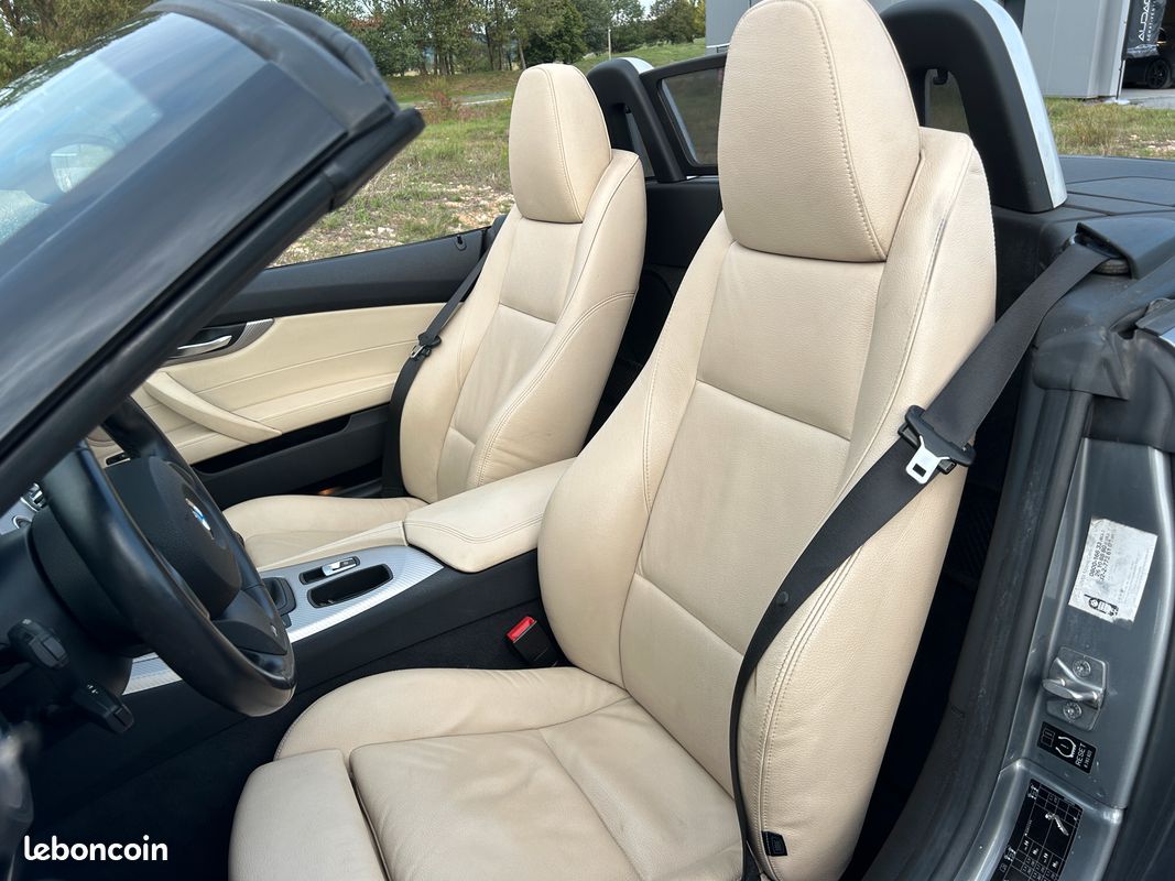 BMW Z4 35i Roadster (Propulsion) - 306ch - Finition: M Sport / Radars aide au stationnement AV & AR / Sièges cuir chauffants / Régulateur et limiteur de vitesses / Garantie 3 mois (image 7)