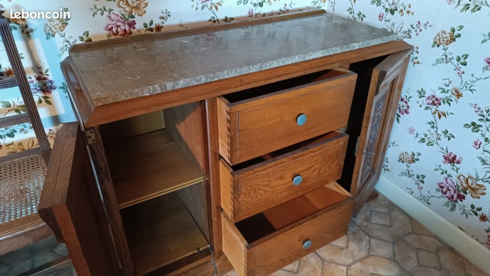 Meuble en bois (image 1)