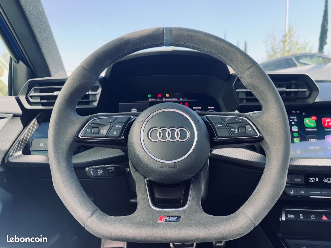 Audi RS 3 PERFORMANCE EDITION 2.5 TFSI 407 CV 1 OF 300 + TOIT OUVRANT + B&O + FREINS CERAMIQUE + GARANTIE 12 MOIS (image 28)