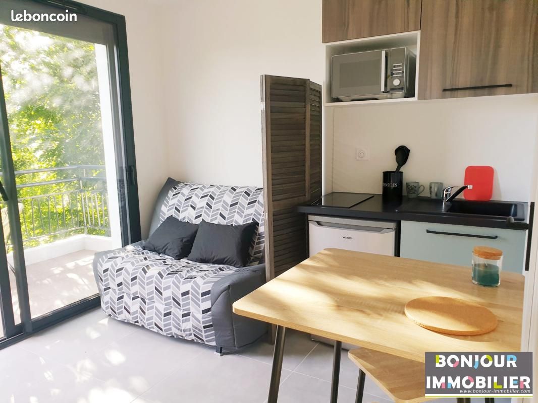 Appartement 1 pièce 13 m² · à Saint-Martin-le-Vinoux · 13 m² · 550 €