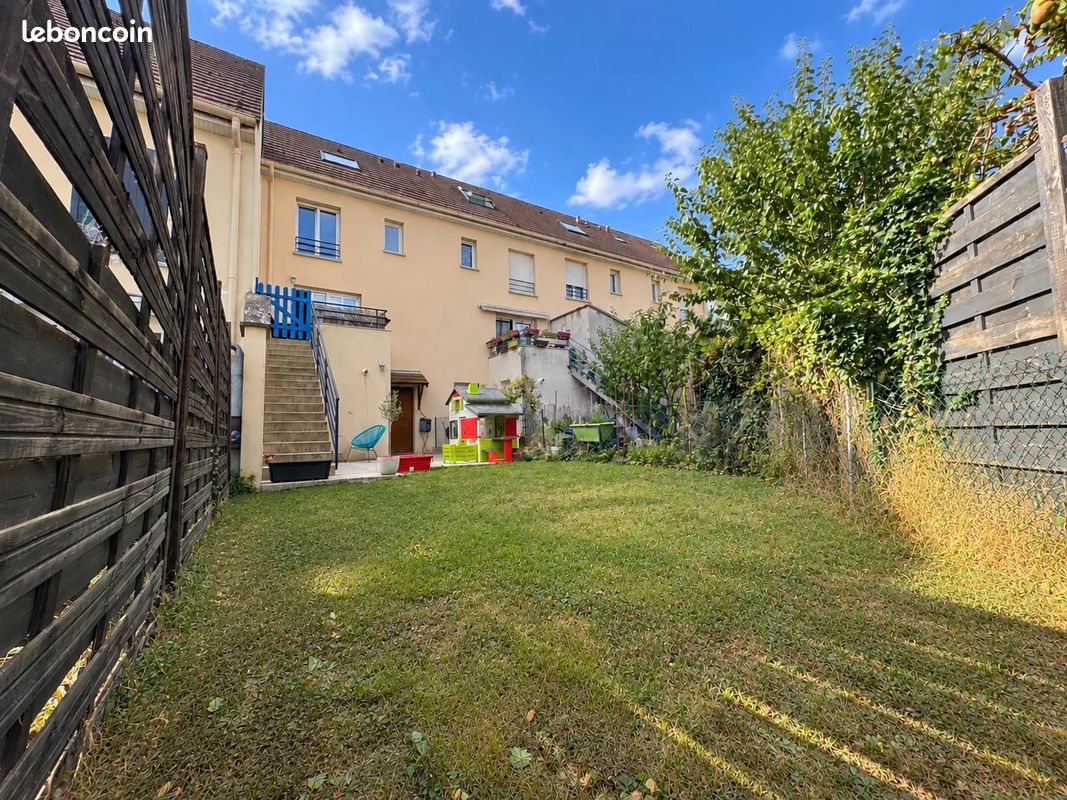 Maison 4 pièces 68 m² · à Pontault-Combault · 68 m² · 290 000 €