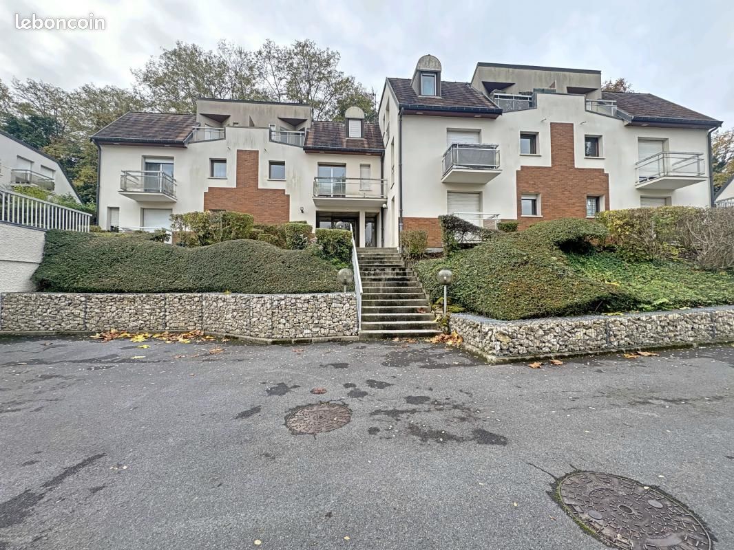 Appartement 1 pièce 33 m² · à Bures-sur-Yvette · 33 m² · 700 €/mois