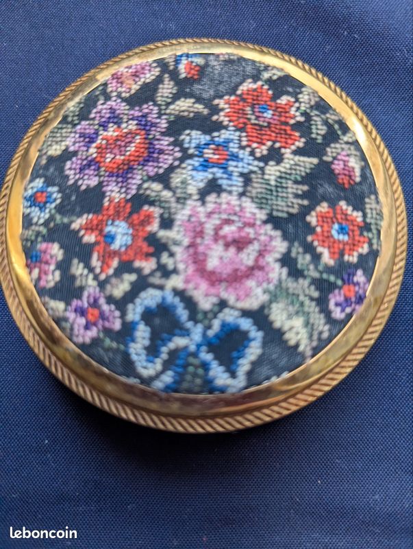 Poudrier De Sac Ancien En Métal Laqué Marron - 7x7 Cm, Avec Miroir, Occasion Bon état