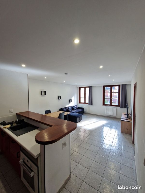 Appartement 2 pièces 48 m² · à Luxeuil-les-Bains · 48 m² · 600 €
