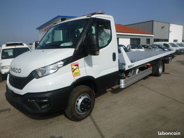 Iveco DAILY 70.180H DEPANNEUSE (image 1)