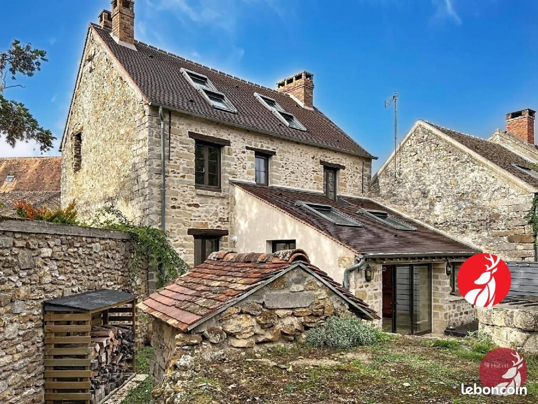 Maison 5 pièces 122 m² · à Fleury-en-Bière · 122 m² · 599 000 €