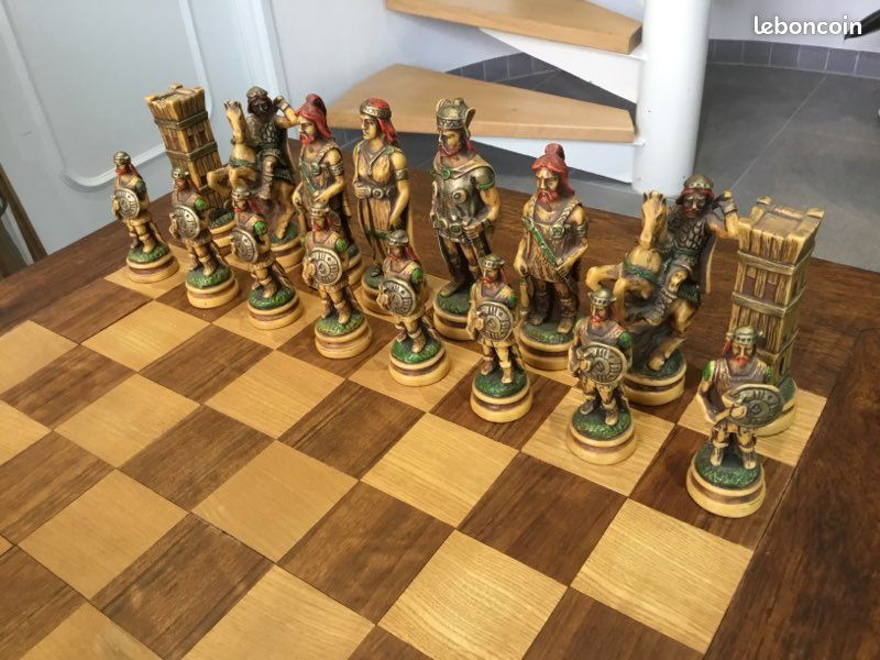 Table De Jeux Baroque Pliante En Bois Massif – Échecs, D'appoint – Style Rococo (Palazzo INT)