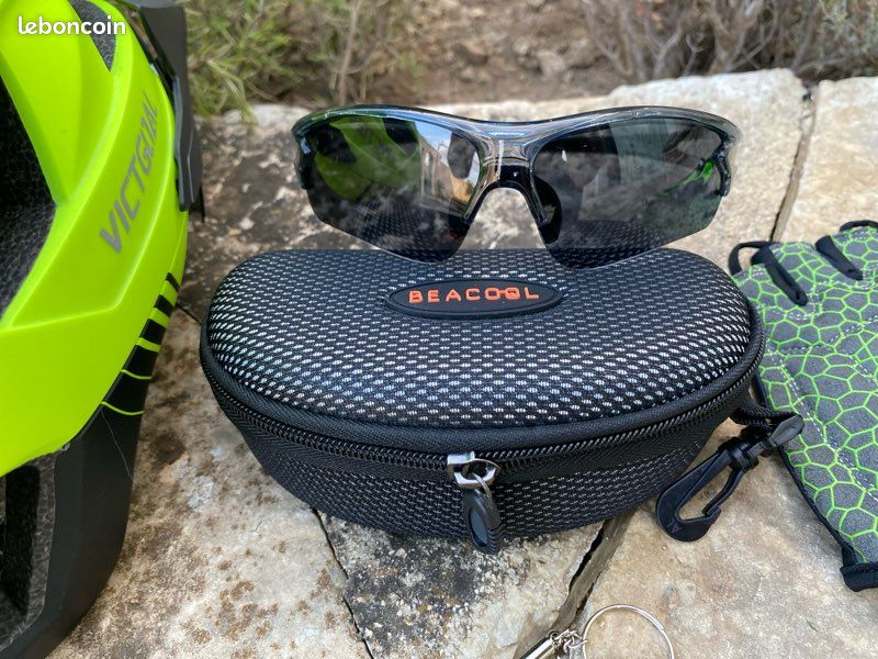 Casque lunette vélo neuf (image 3)