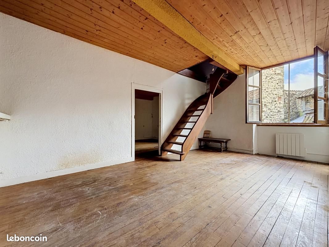 Appartement 3 pièces 64 m² · à Aubenas · 64 m² · 79 000 €