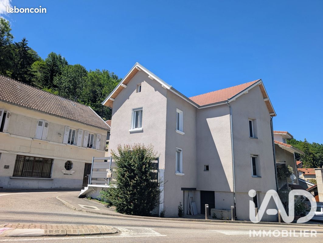 Maison 5 pièces 107 m² · au Gua · 107 m² · 249 000 €