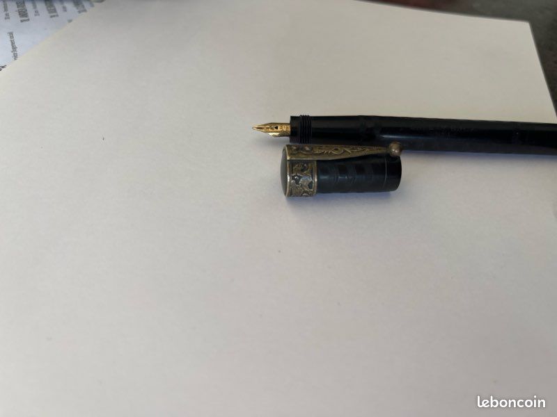 Stylo plume or 18k ancien Safety BHV n 1 - Collection