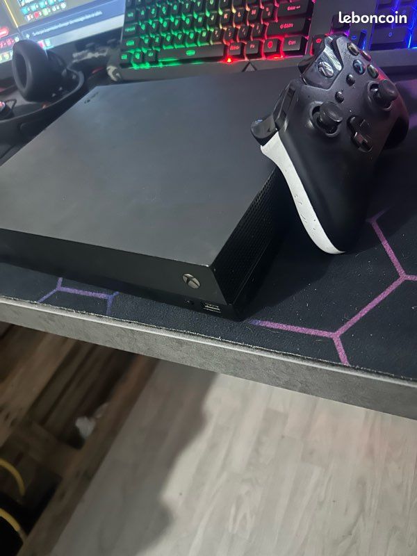 Xbox one X (image 3)