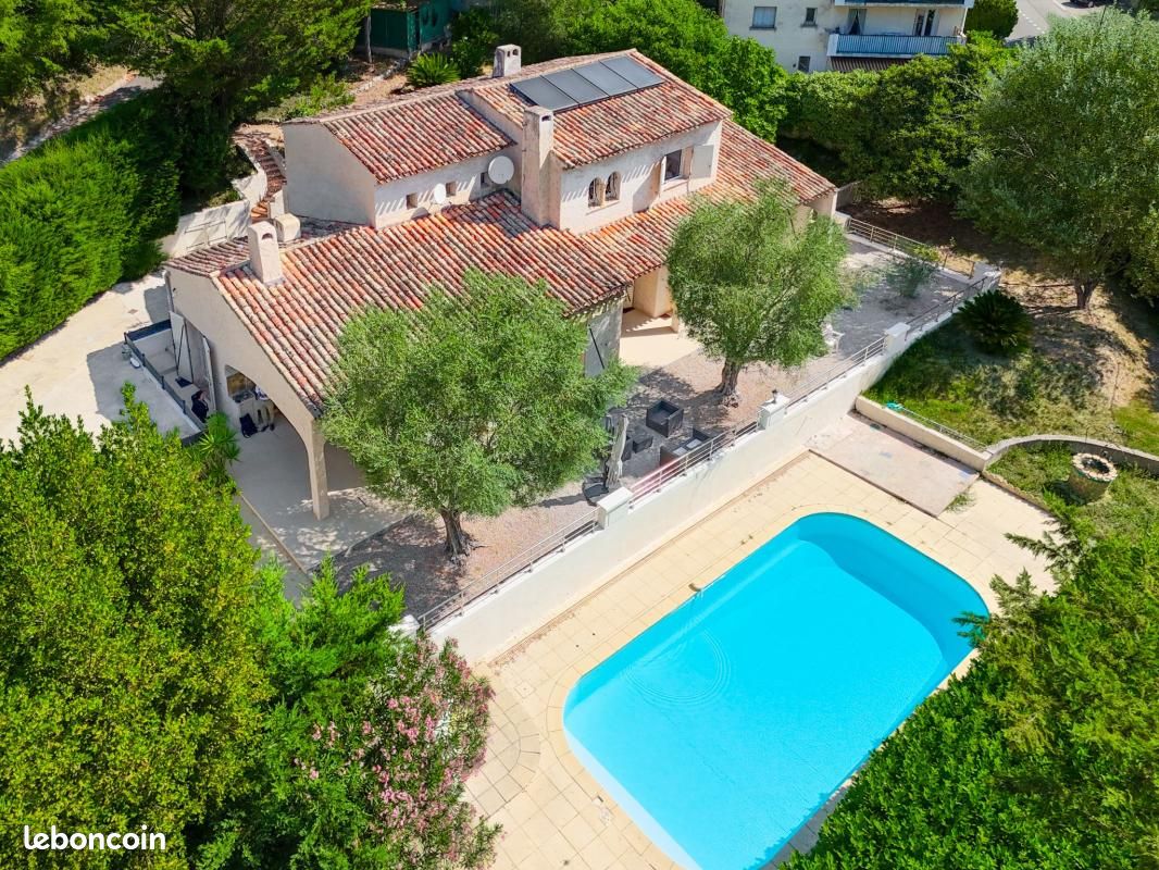 Maison 5 pièces 223 m² · à La Colle-sur-Loup · 223 m² · 895 000 €