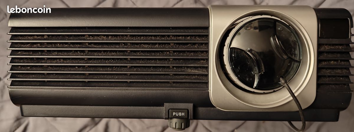 Projecteur Benq PB 6100 (Ampoule à remplacer) (image 1)