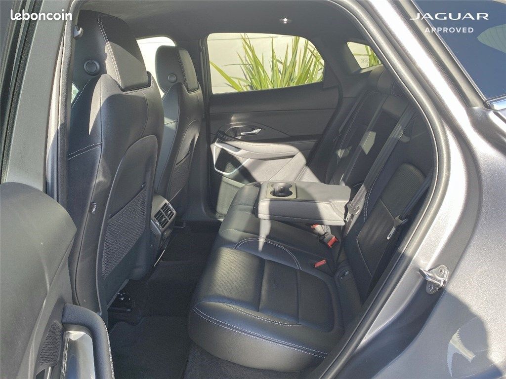 Jaguar E-PACE P300E CH PHEV AWD BVA R-Dynamic SE (image 14)