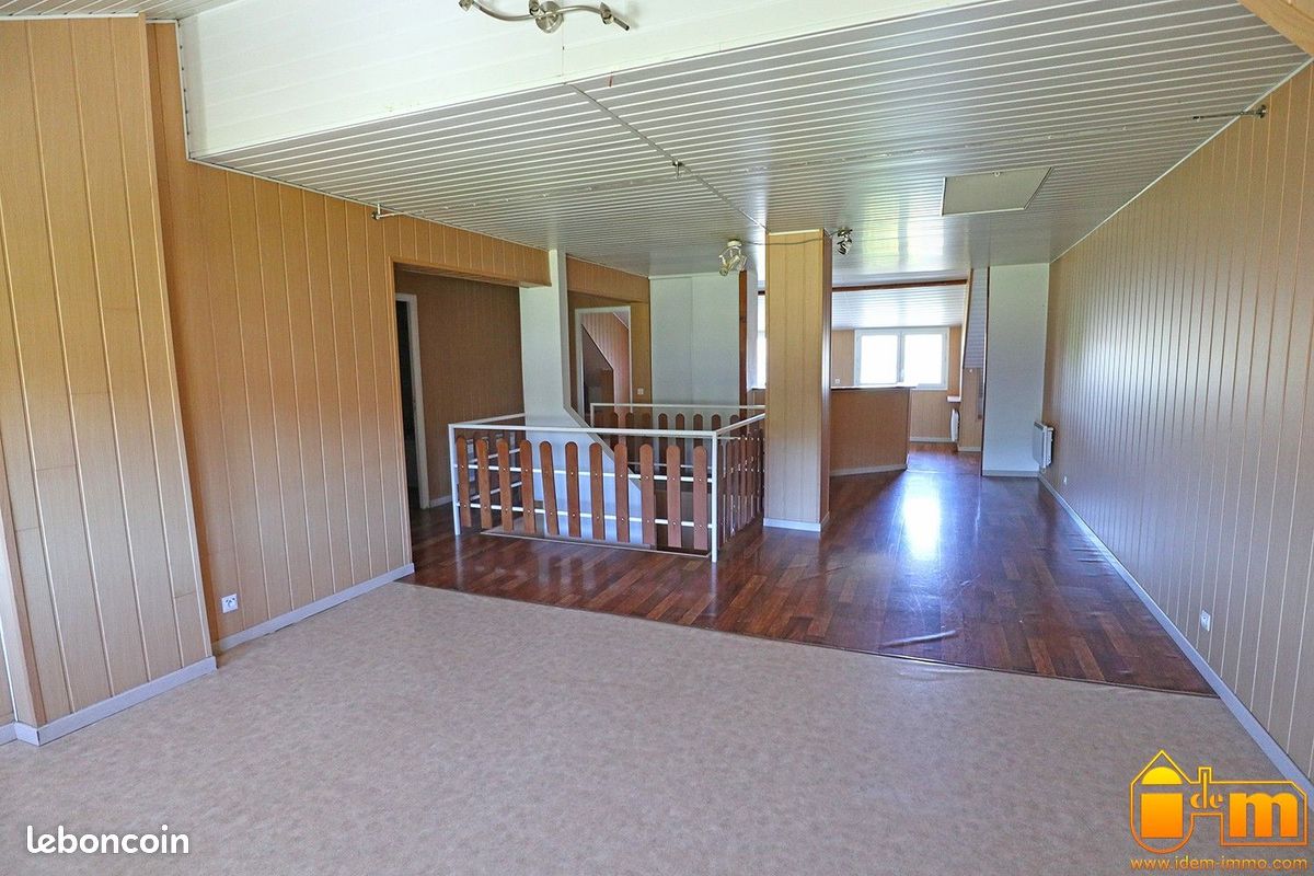 Appartement 3 pièces 79 m² · à Le Mérévillois · 79 m² · 615 €