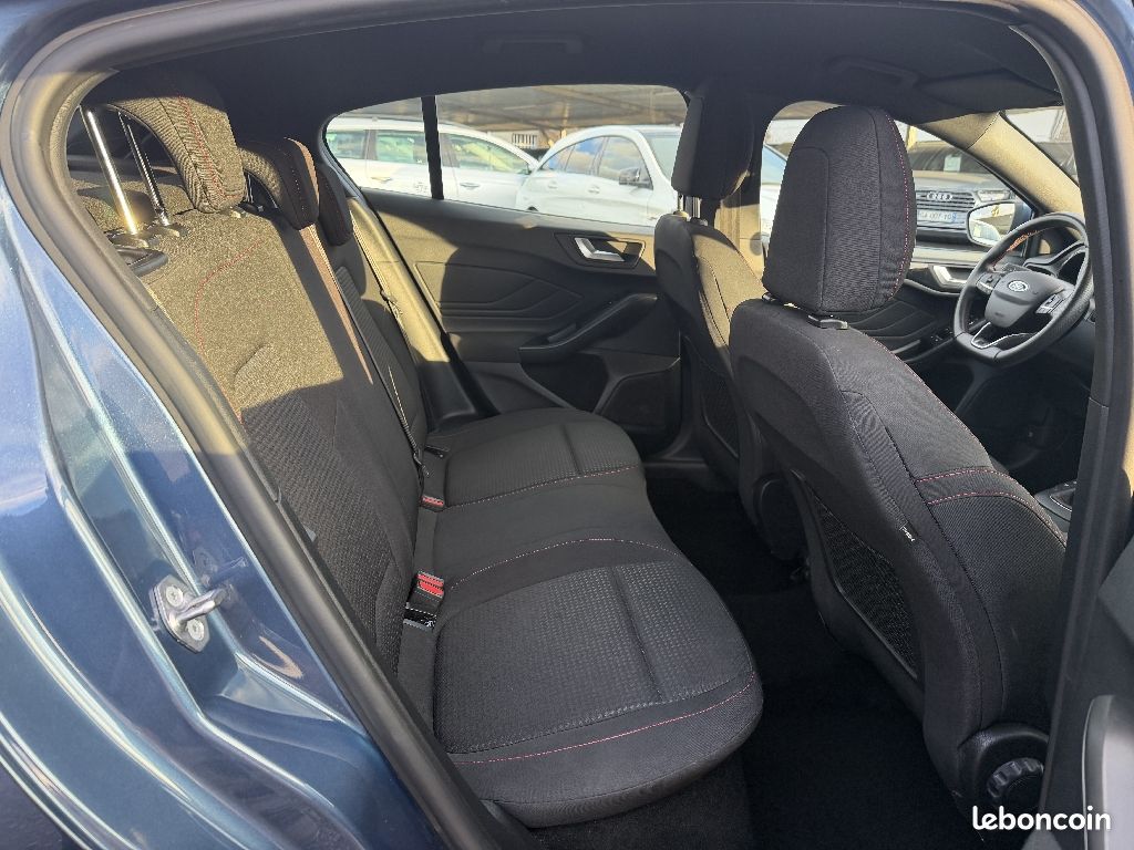 Ford Focus 1.5 EcoBlue 120 SetS ST Line (image 4)