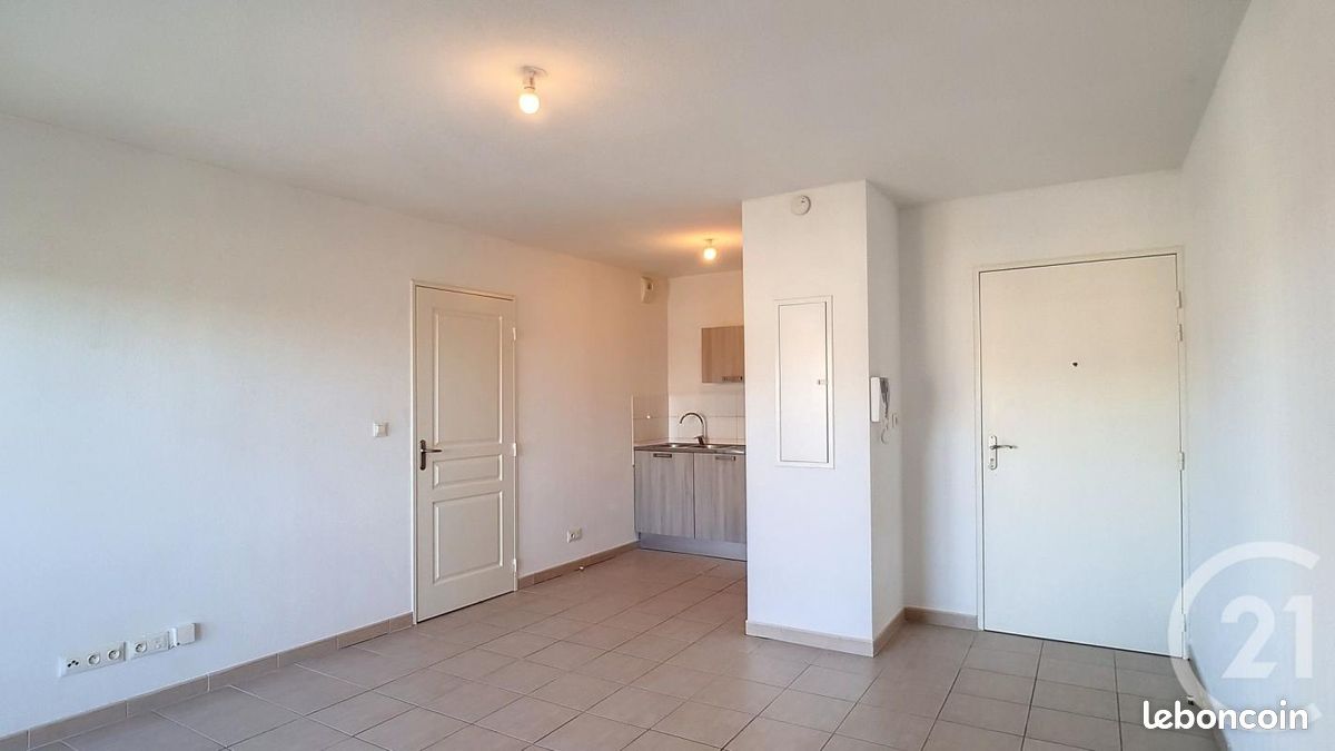 Appartement 2 pièces 45 m² · à Saint-Martin-de-Crau · 45 m² · 172 000 €
