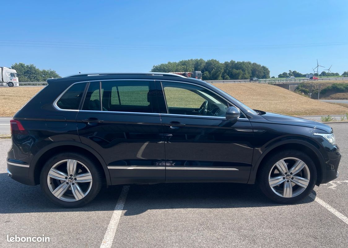 VOLKSWAGEN TIGUAN 2.0 TDI 200 CH ELEGANCE 4MOTION DSG BVa (image 19)