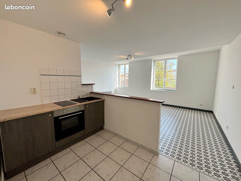 Appartement 1 pièce 35 m² · à Chauffailles · 35 m² · 300 €/mois