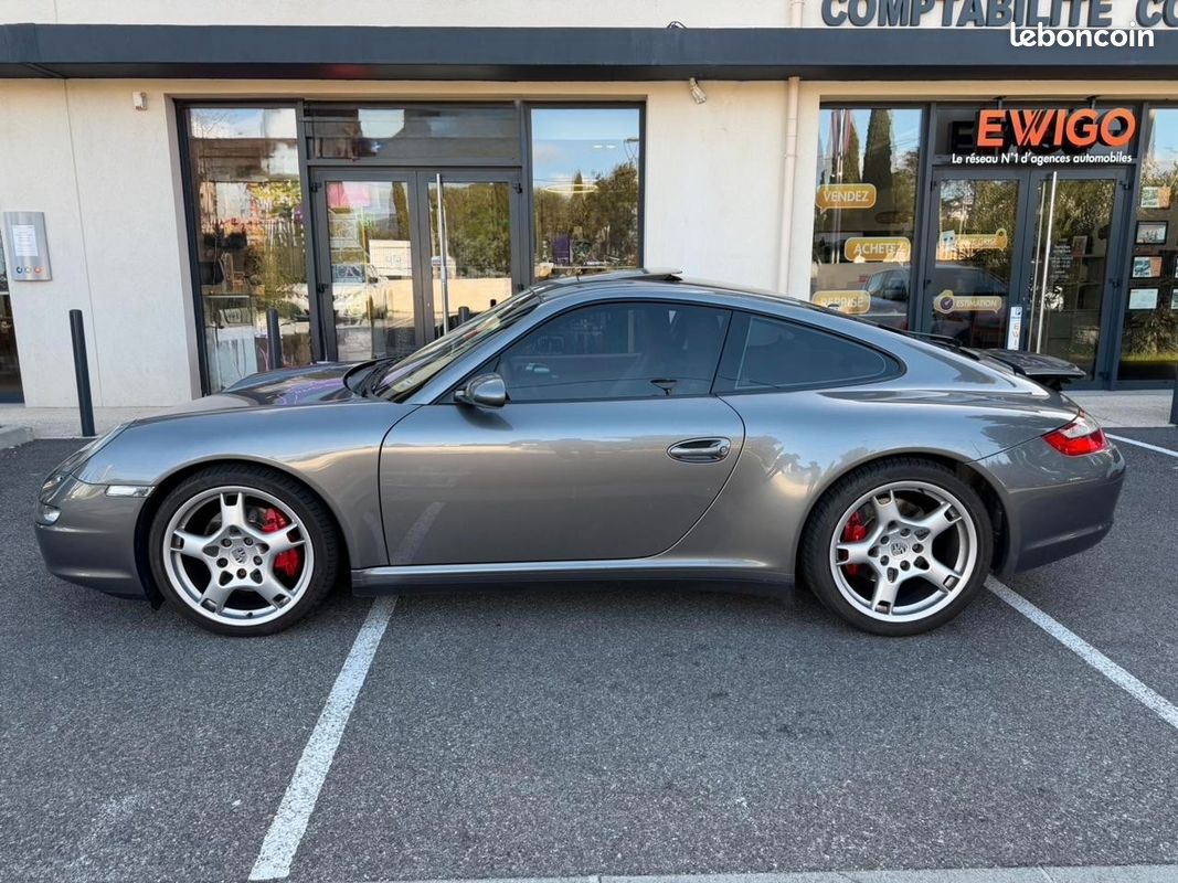 Porsche 911 997 carrera 4s - 3.8l 355cv - toit ouvrant - pack sport chrono (image 21)