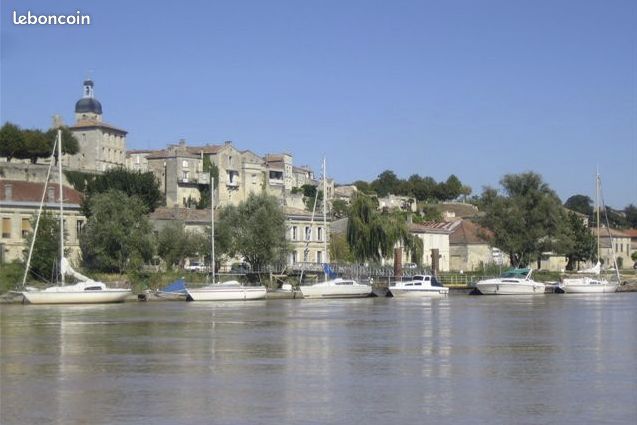 Terrain 1153 m² · à Bourg · 79 000 €