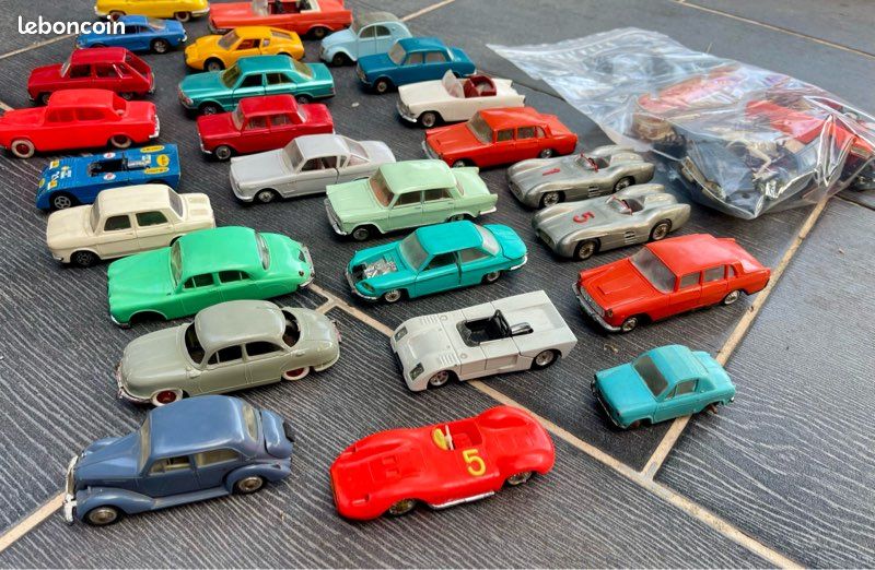 Lot de 30 miniatures norev plastique jouet ancien (image 8)