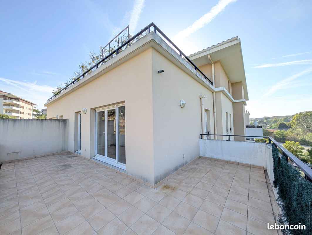 Appartement 3 pièces 65 m² · à Marseille · 65 m² · 270 000 €