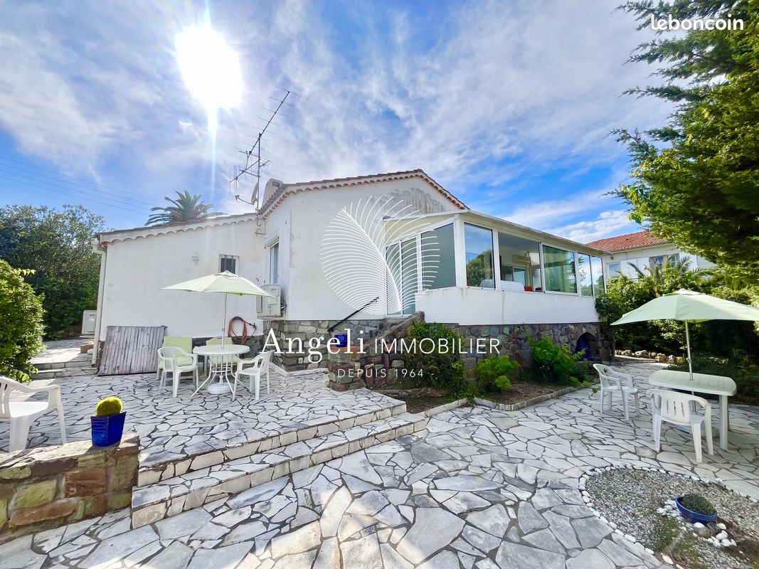 Maison 4 pièces 94 m² · à Fréjus · 94 m² · 569 000 €