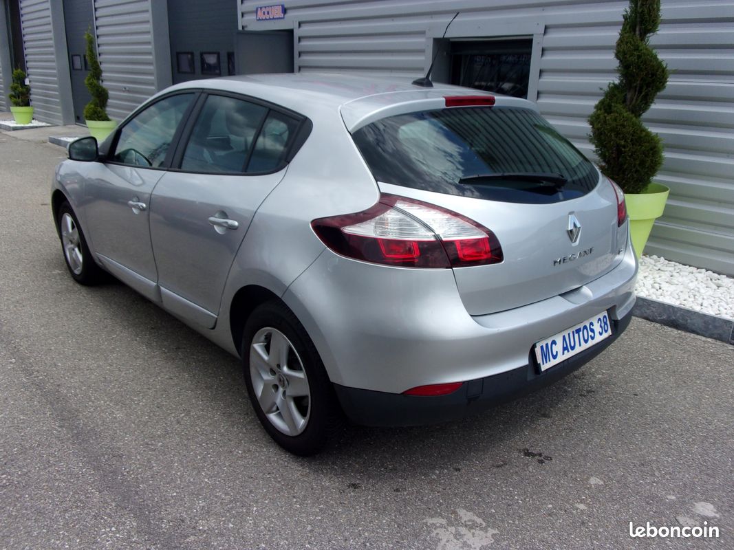 Renault Mégane 3 1.2 TCE 115 chevaux life , GPS , garantie national (image 4)
