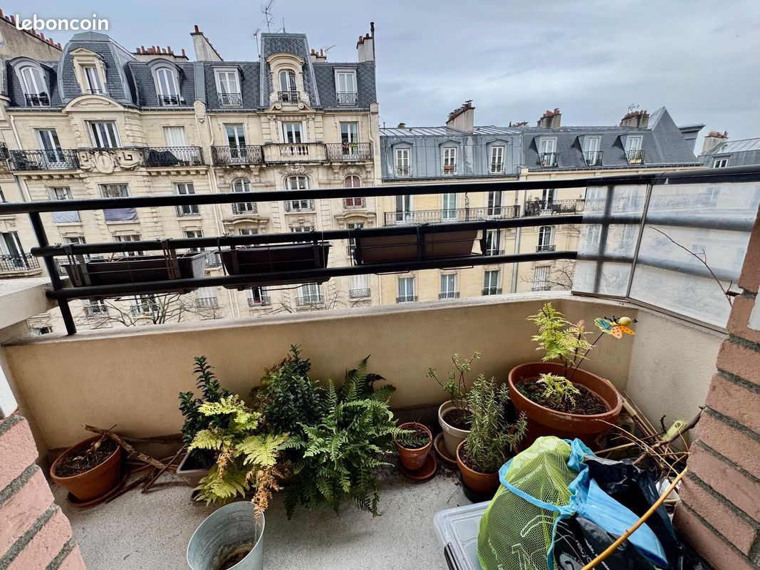 Appartement 1 pièce 28 m² · à Paris · 28 m² · 285 000 €