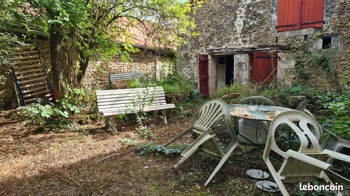 Maison 4 pièces 120 m² - Montbron 16220 (image principale 11)