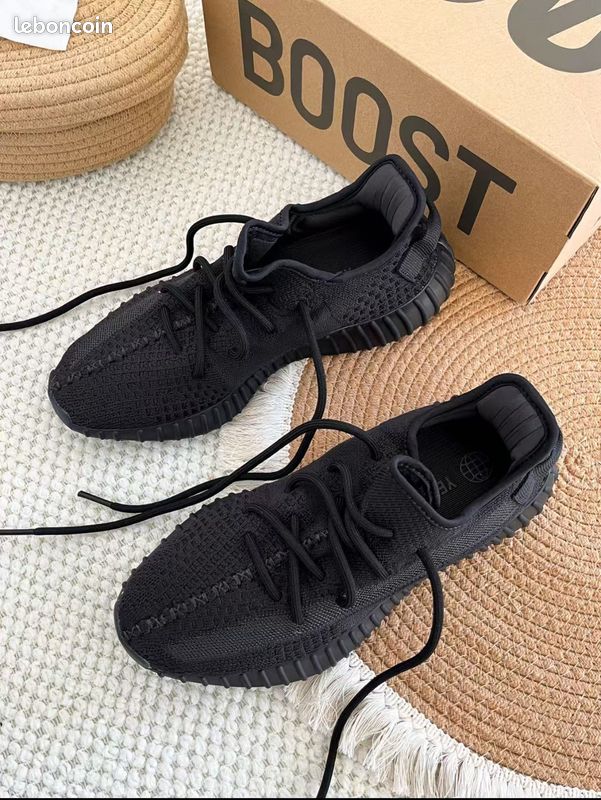 Adidas originals Yeezy Boost 350 V2 