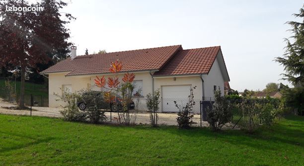 Maison 4 pièces 90 m² · à Saint-Clair-de-la-Tour · 90 m² · 1 270 €/mois