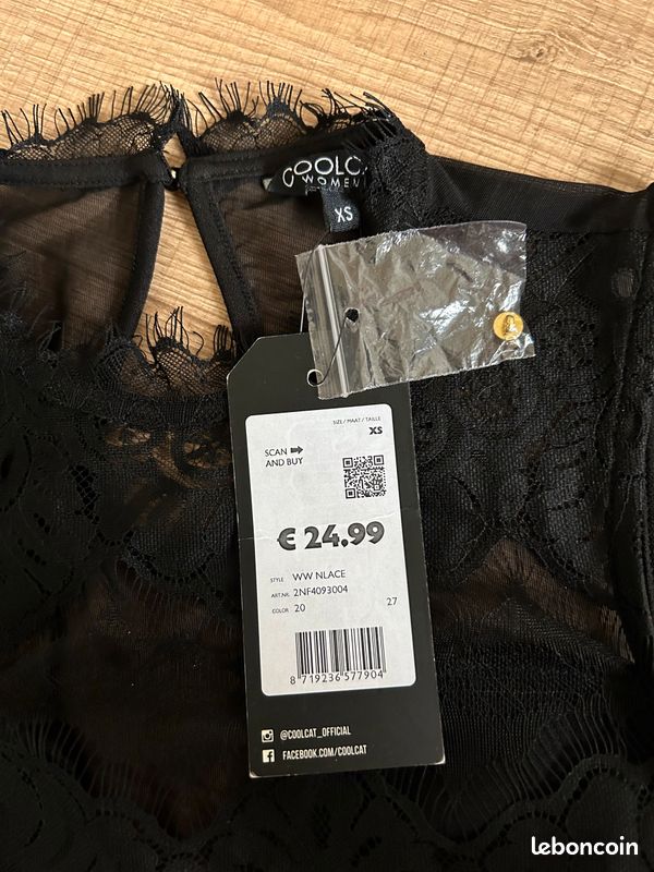 Robe noire neuve avec dentelle sans manches Coolcat taille XS (valeur 25) (image 9)