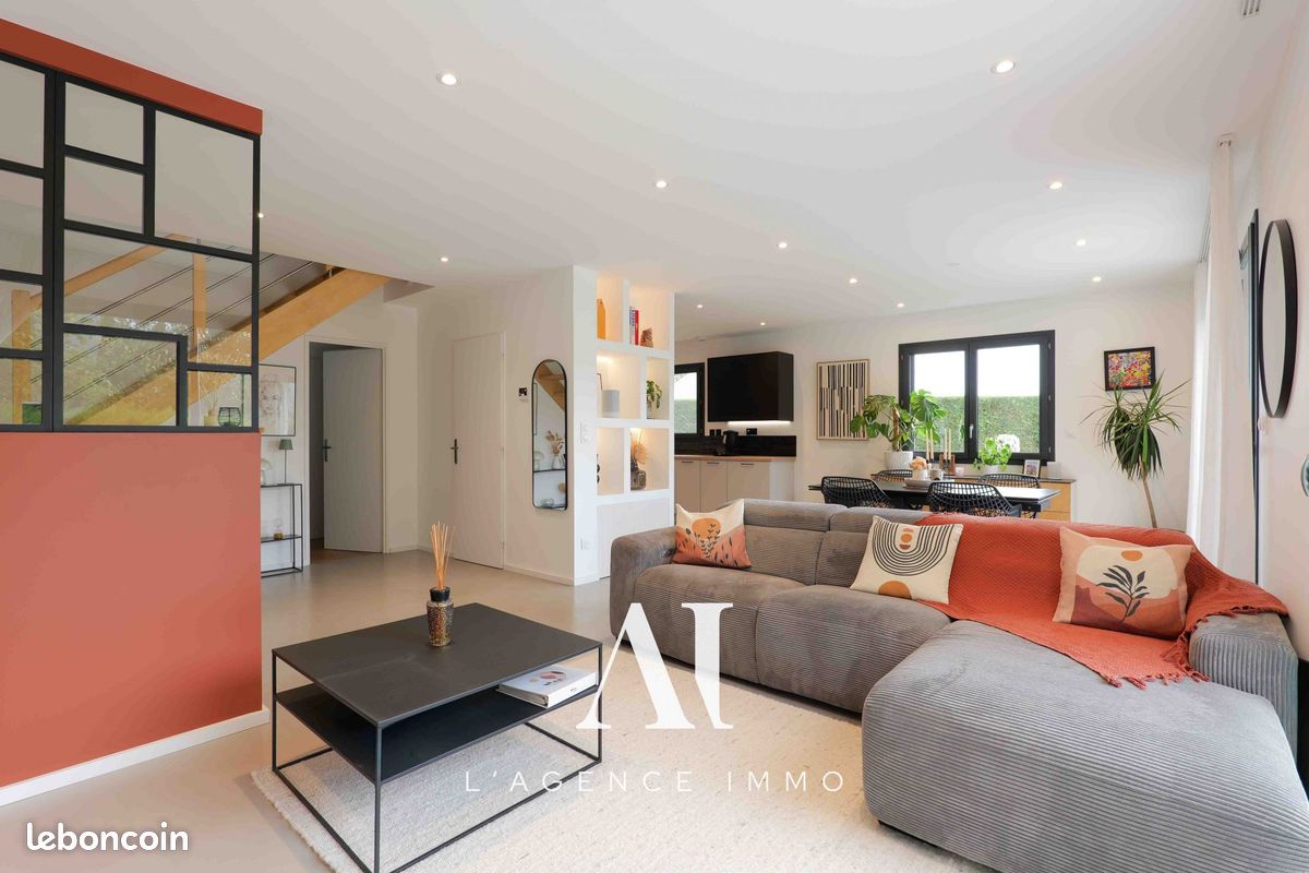 Maison 6 pièces 150 m² · à Collonges · 150 m² · 719 000 €