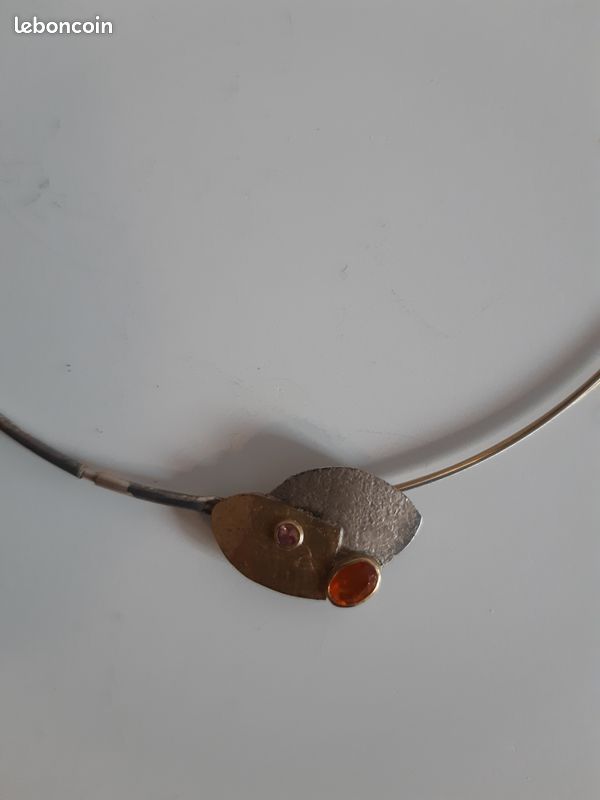 Collier (image 2)