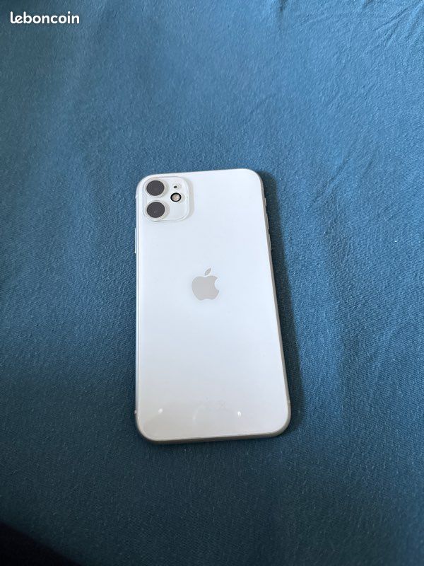 Iphone 11 (image 2)