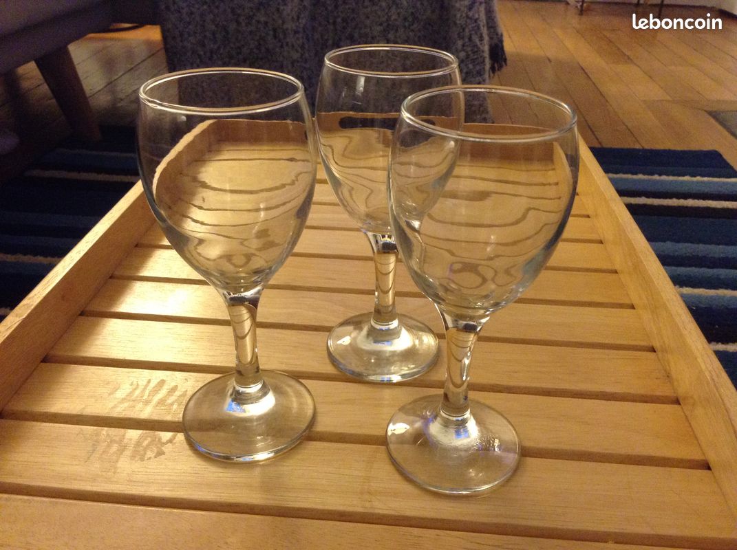 Verres à eau (image 1)
