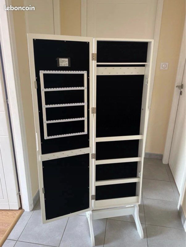 Miroir lumineux et armoire a bijoux (image 7)
